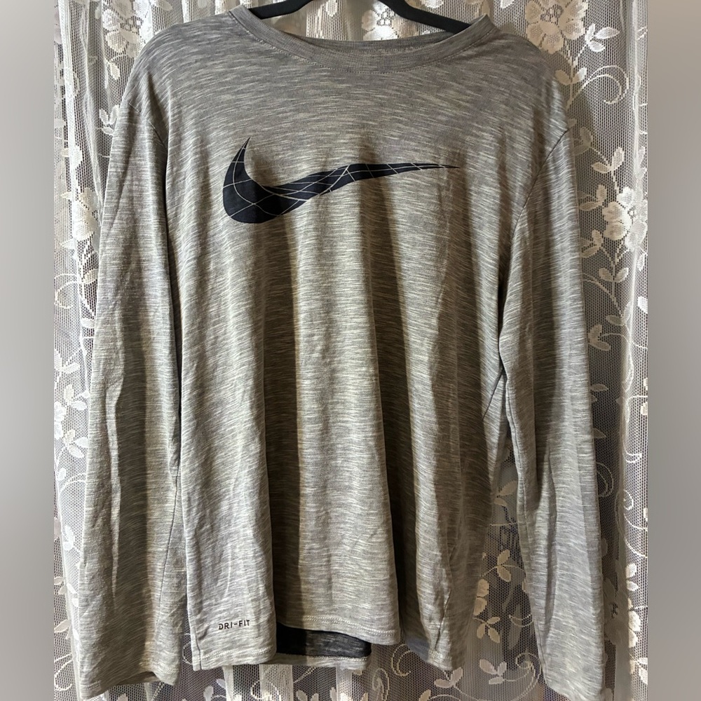 Nike Dri-FIT Black Tee with White Accents size large